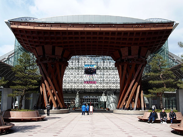 金沢駅